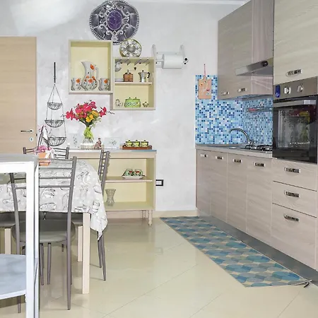 3 Bedroom Stunning In Roccaspinalveti Apartment